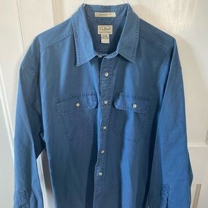 L.LBean Button up long Sleeve